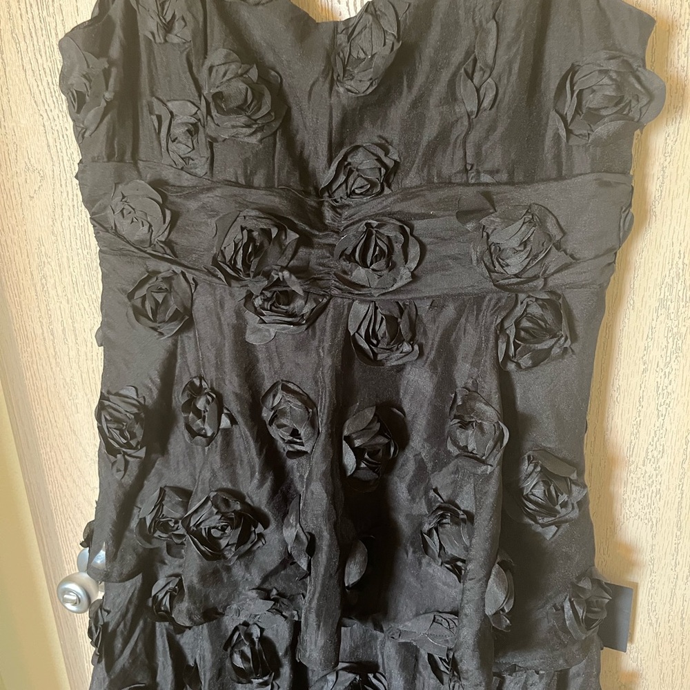 Lulu's Black Strapless Floral Dress